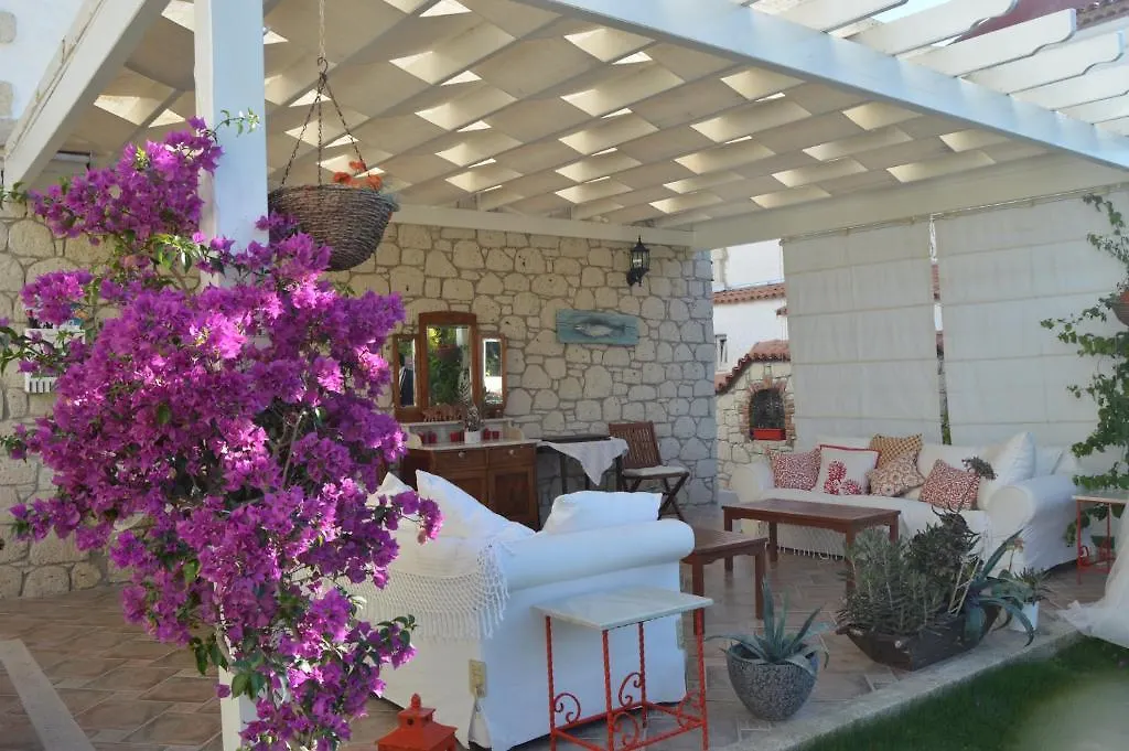 Mercan Köşk Alaçatı Orman Evi