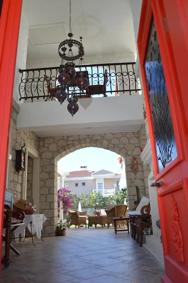 Mercan Köşk Alaçatı Orman Evi